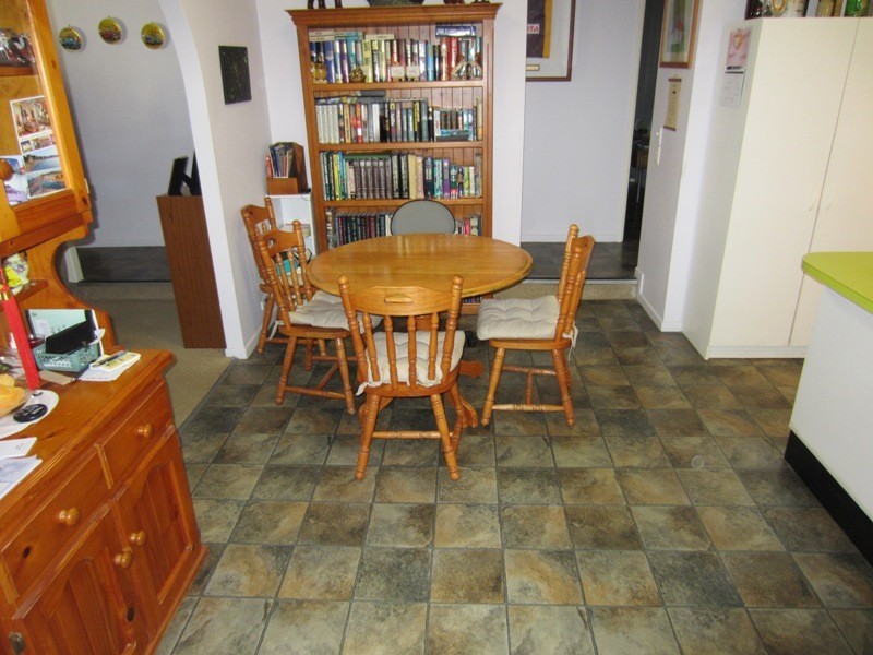 10 Centenary Drive, Boyne Island QLD 4680