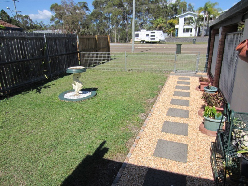 10 Centenary Drive, Boyne Island QLD 4680