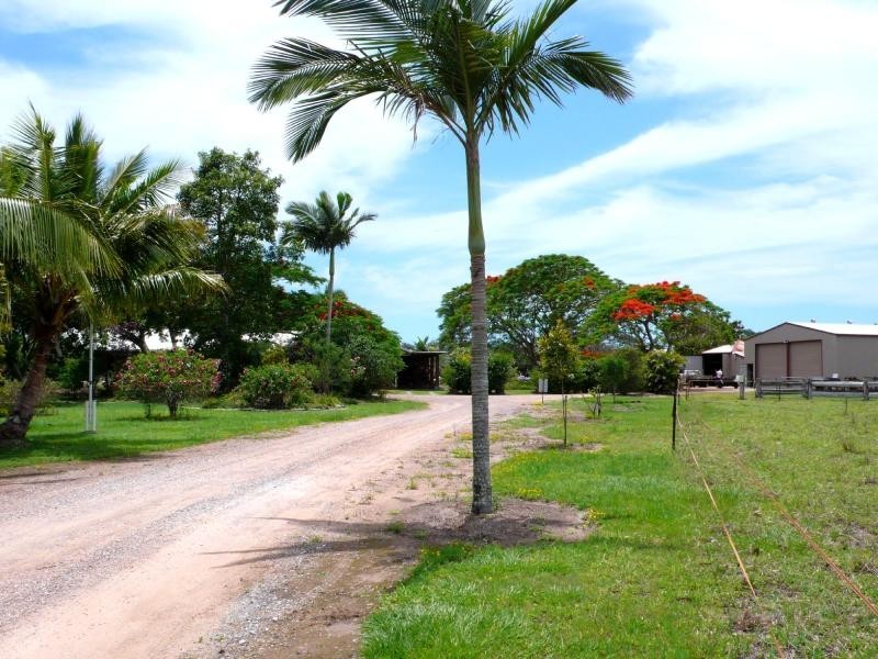 48858 Bruce Highway, Benaraby QLD 4680