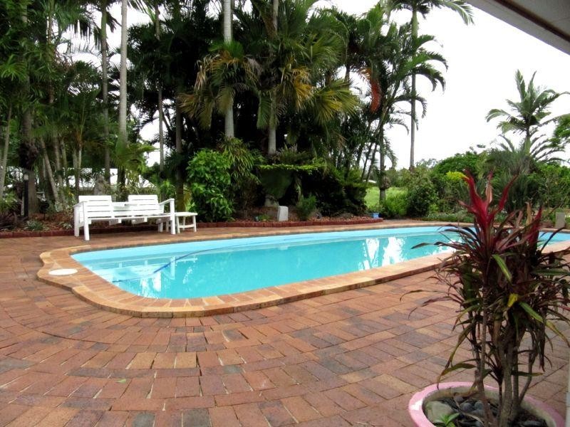 48858 Bruce Highway, Benaraby QLD 4680