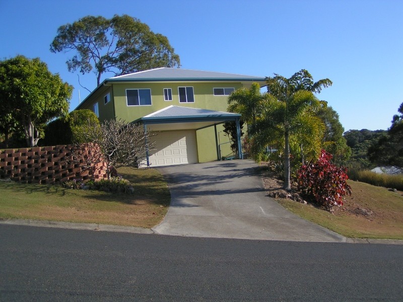 10 Seaspray Drive, Agnes Water QLD 4677