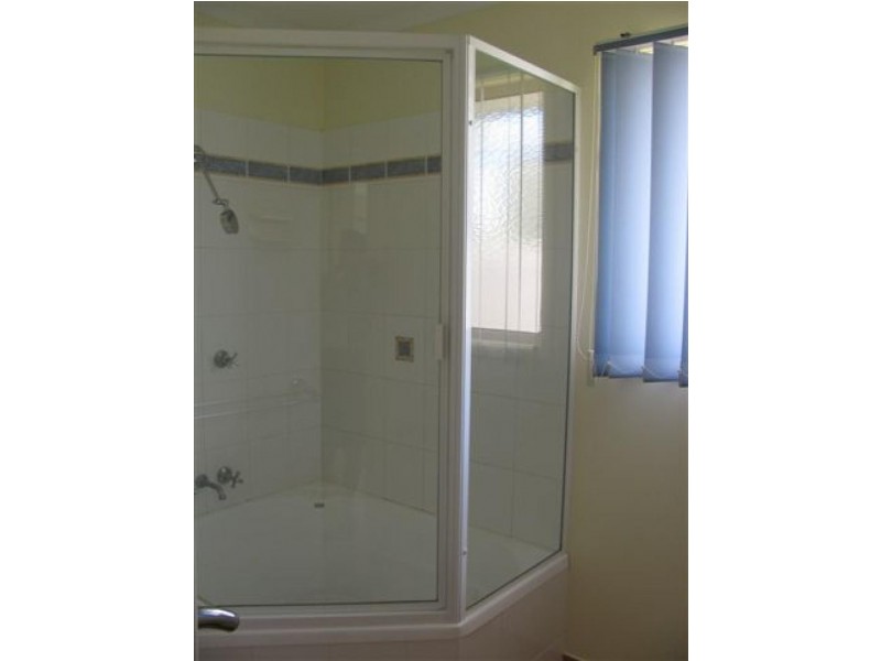 2/13 Derby Street, South Gladstone QLD 4680