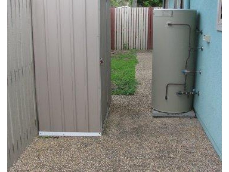 2/13 Derby Street, South Gladstone QLD 4680