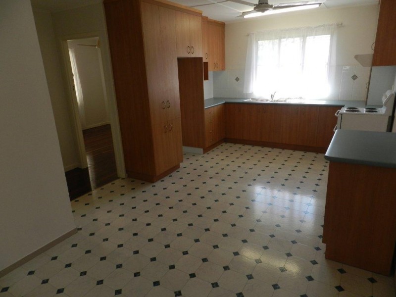 129 Barney Street, Barney Point QLD 4680