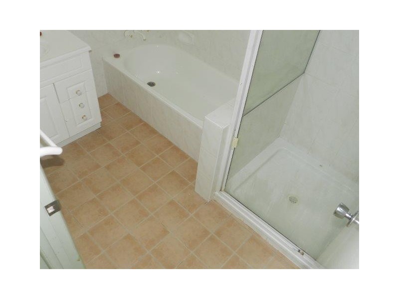 8 Marian Close, Gladstone QLD 4680