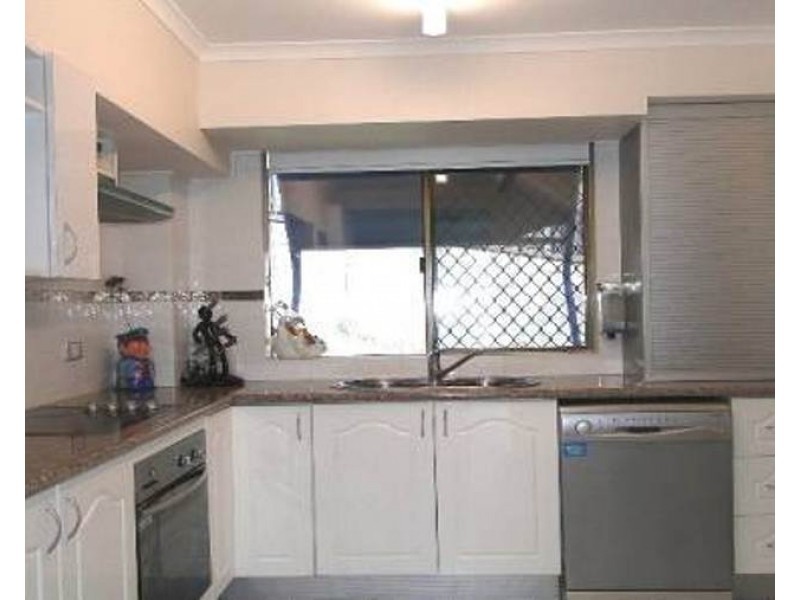 4/8 Oaka Lane, Gladstone QLD 4680