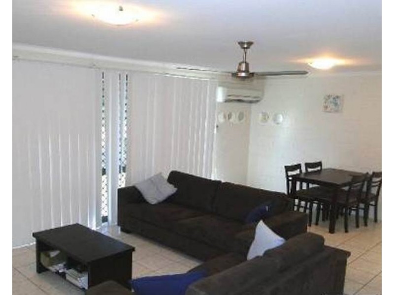 4/8 Oaka Lane, Gladstone QLD 4680