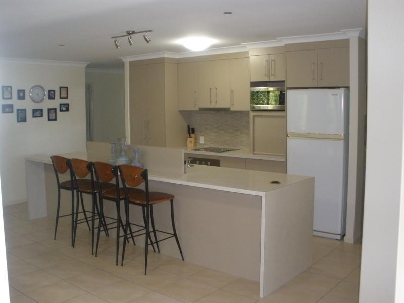 21 Billabong Drive, Glen Eden QLD 4680