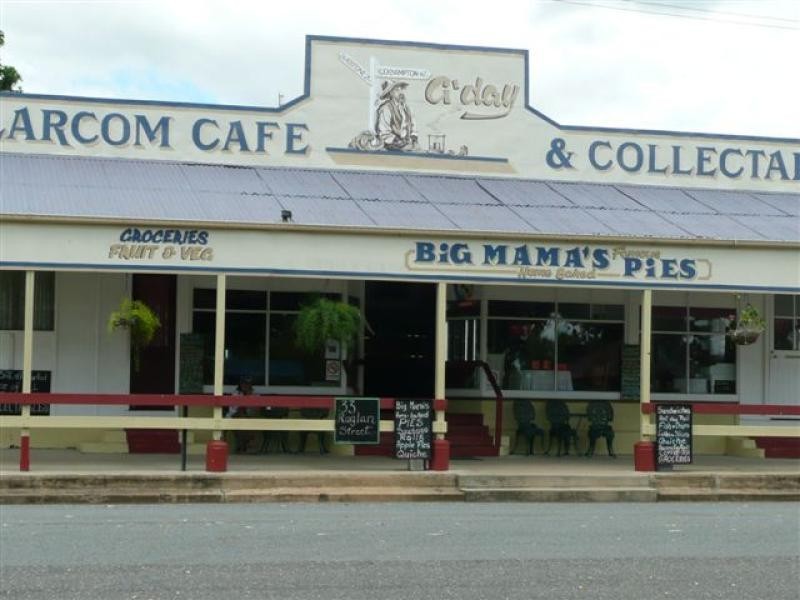 33 Raglan Street, Mount Larcom QLD 4695