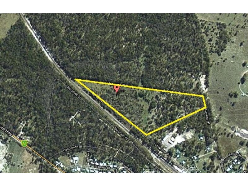 - Noveltie St, Gladstone QLD 4680