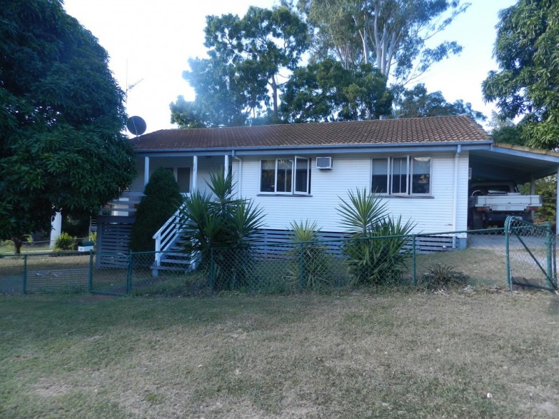 30 Charles Street, West Gladstone QLD 4680