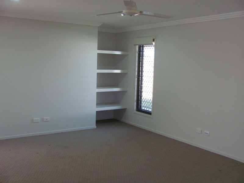 14 Melanie Court, Boyne Island QLD 4680
