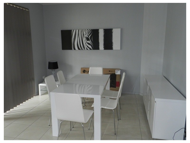 8/12-14 Fowler Street, Gladstone QLD 4680