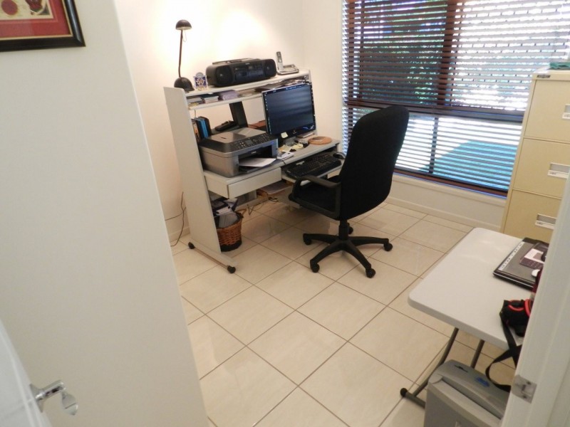 3 Egret Close, South Gladstone QLD 4680