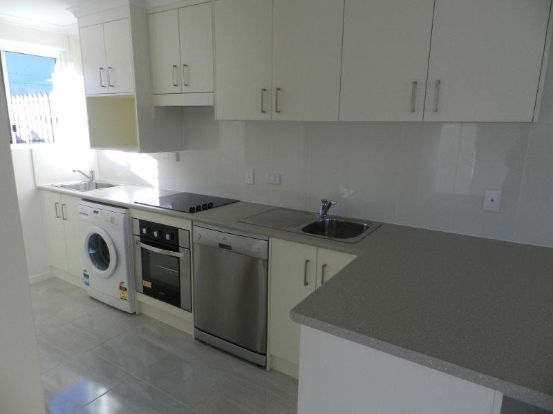 1/10 View Street, West Gladstone QLD 4680