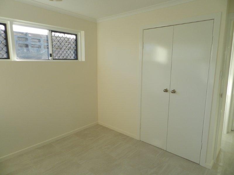 1/10 View Street, West Gladstone QLD 4680