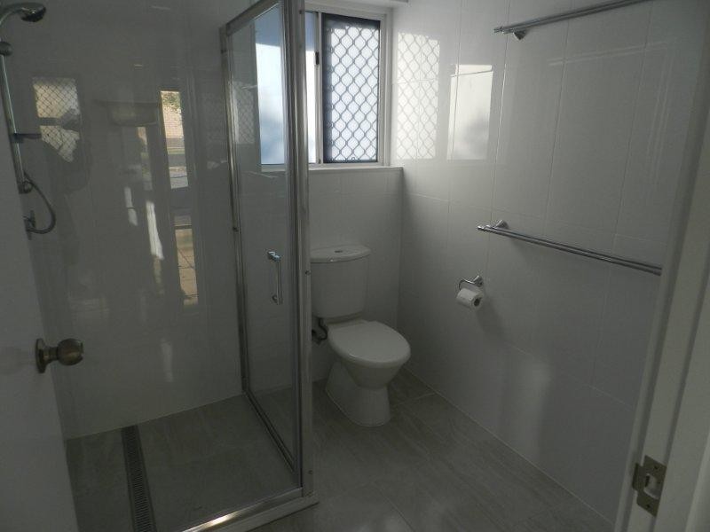 1/10 View Street, West Gladstone QLD 4680