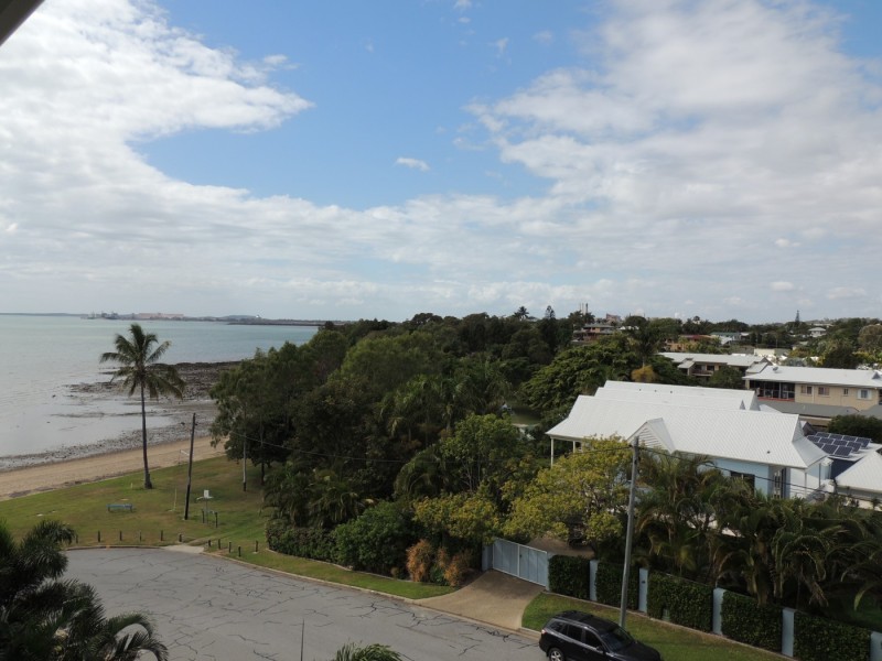28-22 Barney Street, Barney Point QLD 4680