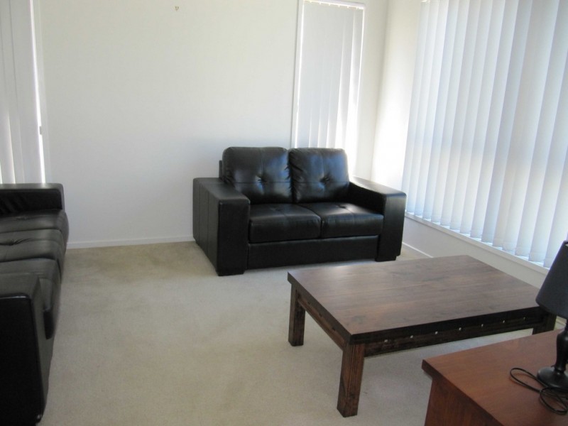 14 Skyline Dve.,, Kirkwood QLD 4680