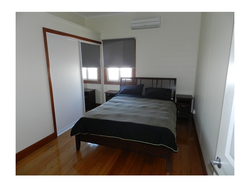 100 Off Lane, Gladstone QLD 4680