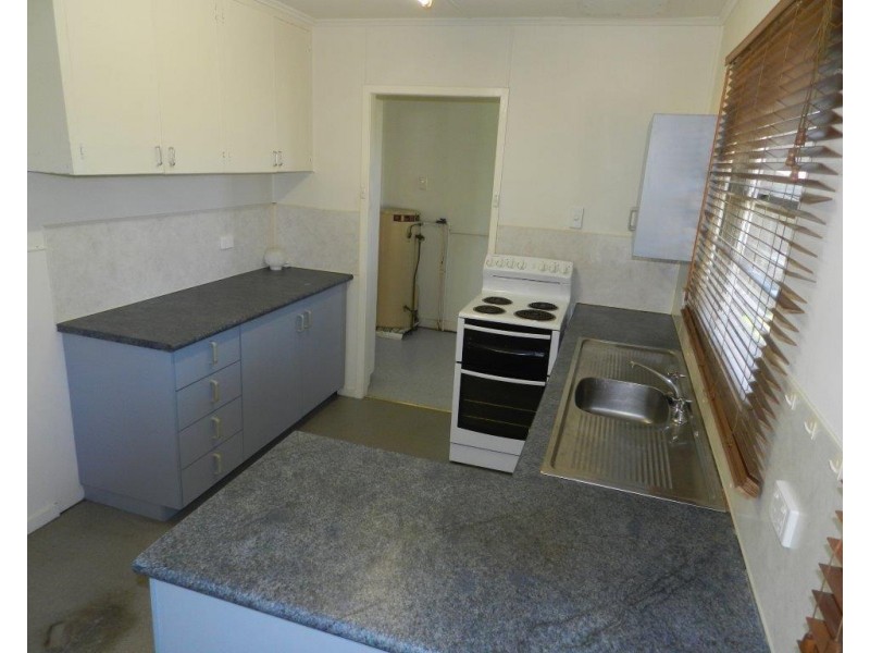 68 Barney Street, Barney Point QLD 4680