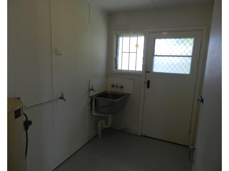 68 Barney Street, Barney Point QLD 4680