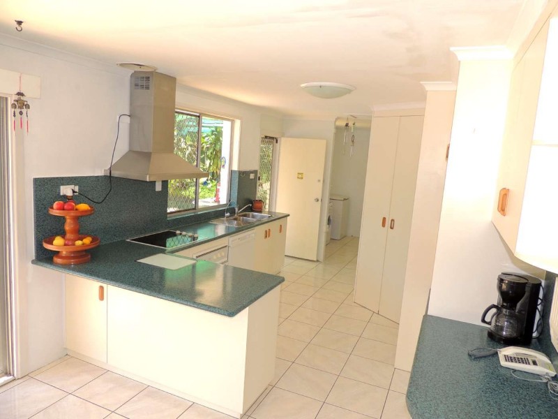 6 Twin Street, Sun Valley QLD 4680