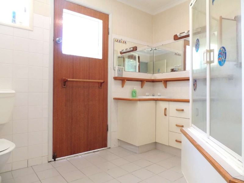 6 Twin Street, Sun Valley QLD 4680