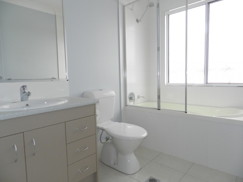 1/36 Scenery street, Gladstone QLD 4680