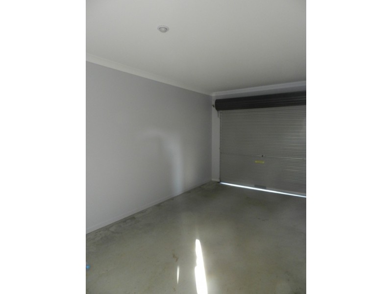 2/36 Scenery street, West Gladstone QLD 4680
