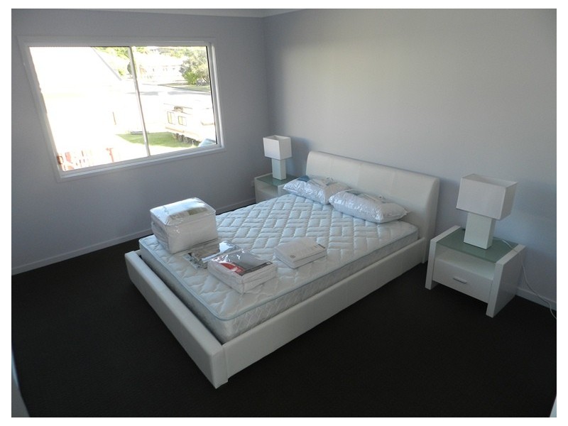 2/36 Scenery street, West Gladstone QLD 4680