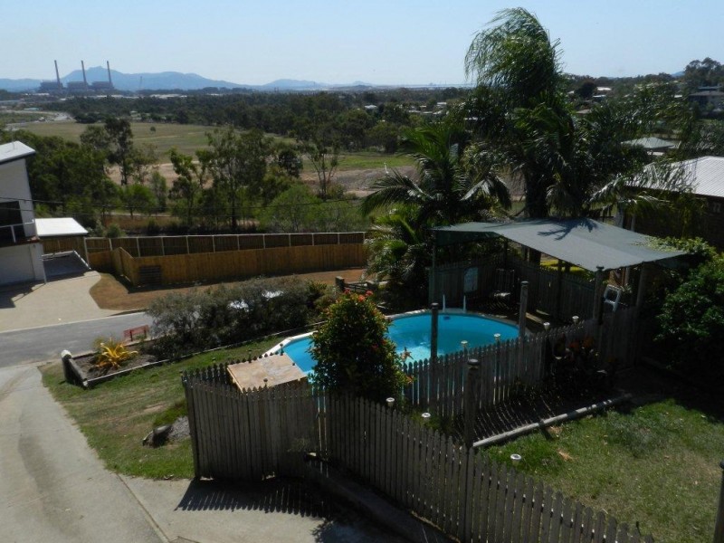 16 Stewart Street, West Gladstone QLD 4680