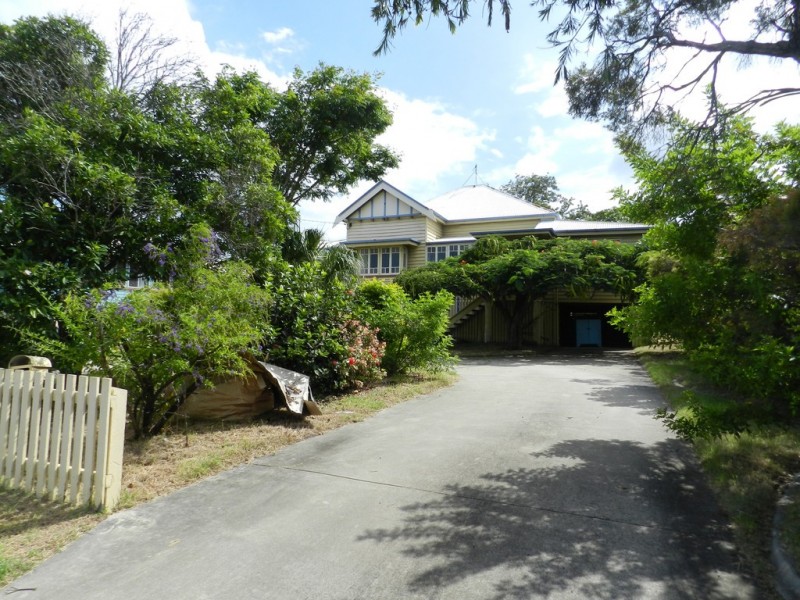 71 Flinders Parade, Gladstone QLD 4680
