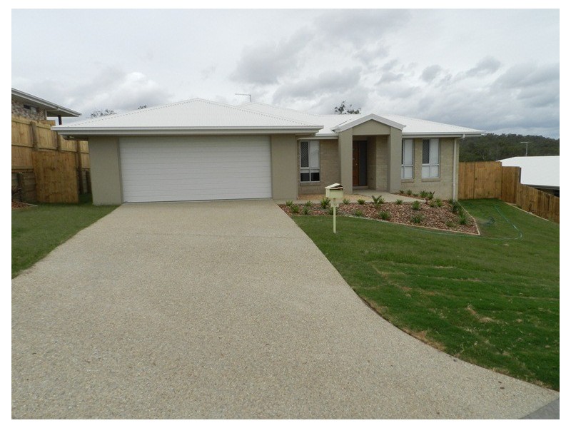 10 Namadgi Terrace, New Auckland QLD 4680
