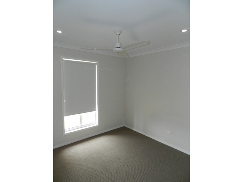 10 Namadgi Terrace, New Auckland QLD 4680