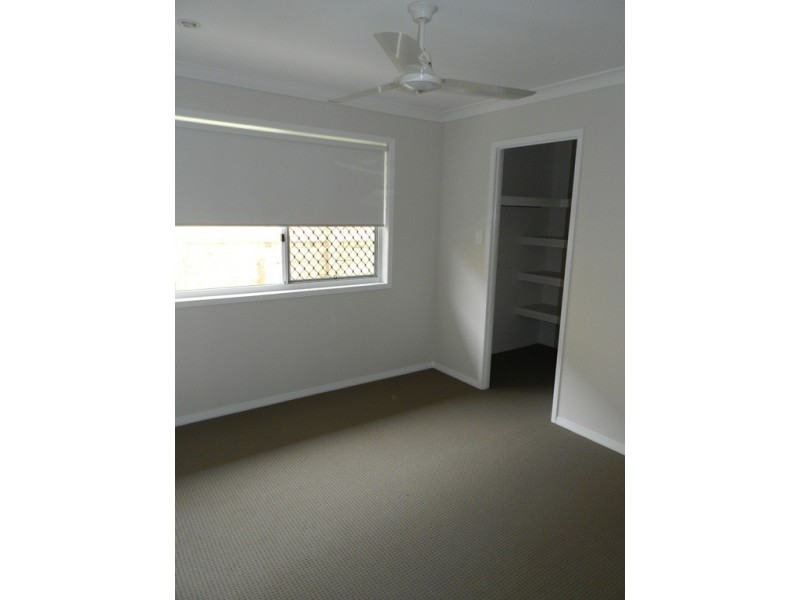 10 Namadgi Terrace, New Auckland QLD 4680