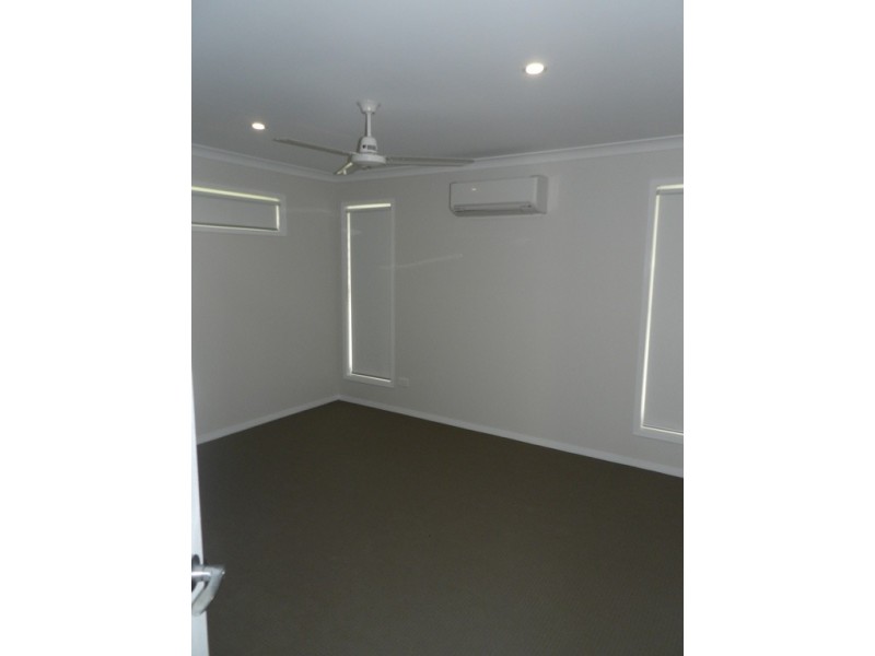 10 Namadgi Terrace, New Auckland QLD 4680