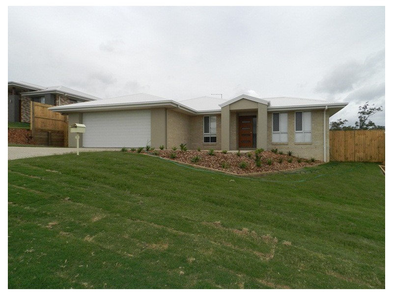 10 Namadgi Terrace, New Auckland QLD 4680