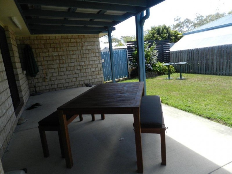 11 Michel Place, Telina QLD 4680