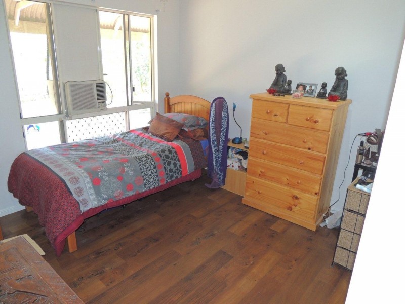 2 Dedekind Ave, Benaraby QLD 4680