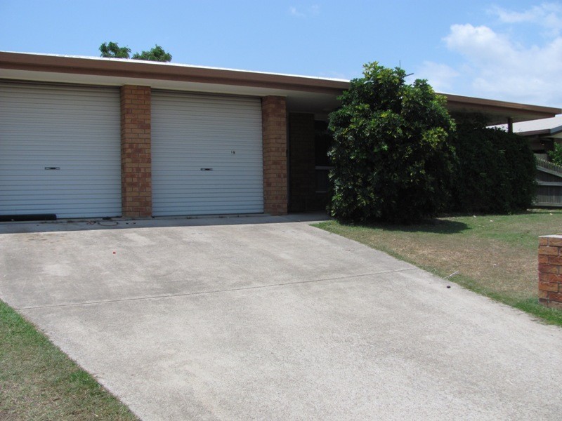 19 Brin Street, Boyne Island QLD 4680
