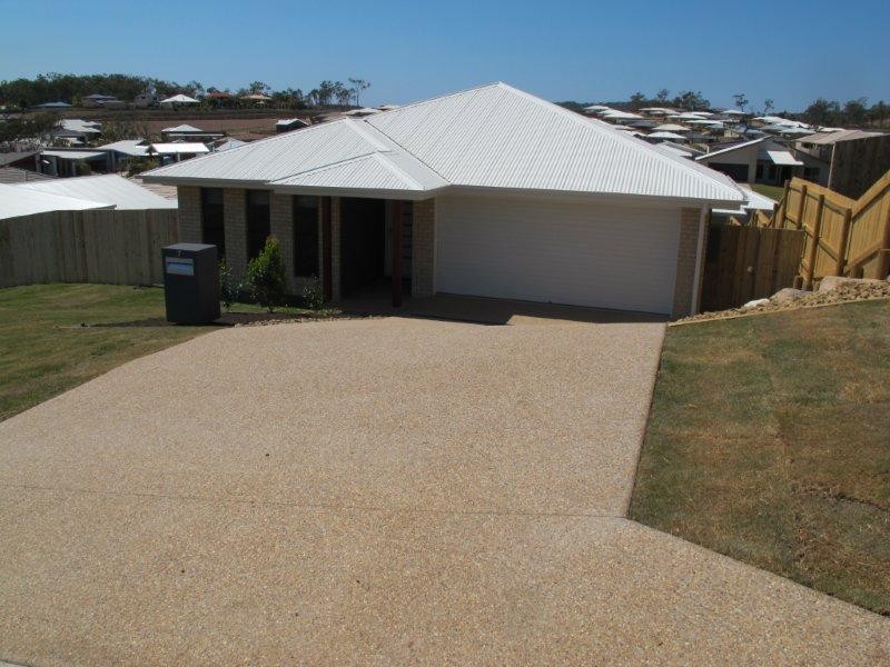 7 Cradle Drive, Kirkwood QLD 4680