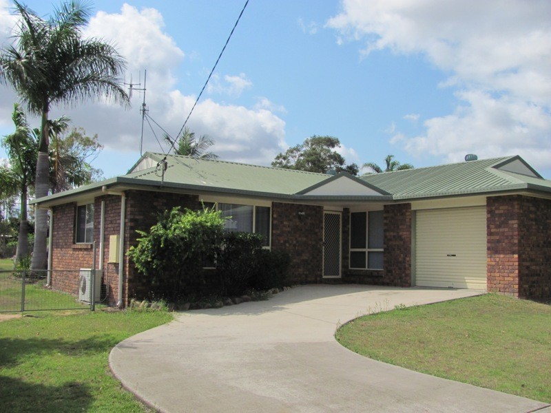 8 Kent Street, Bororen QLD 4678