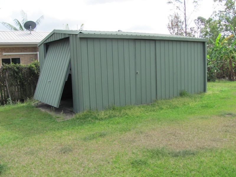 8 Kent Street, Bororen QLD 4678