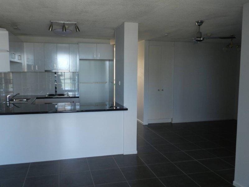 10/20 Barney Street, Barney Point QLD 4680