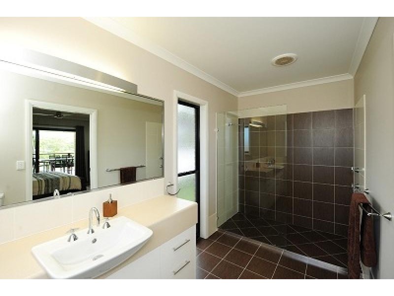 5 Plimsoll Court, Tannum Sands QLD 4680