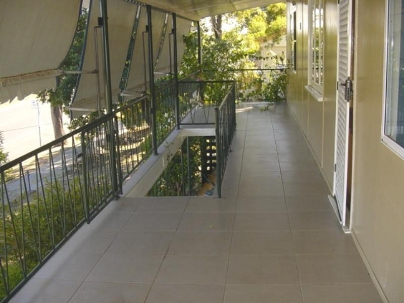 36 Dawson Highway, West Gladstone QLD 4680