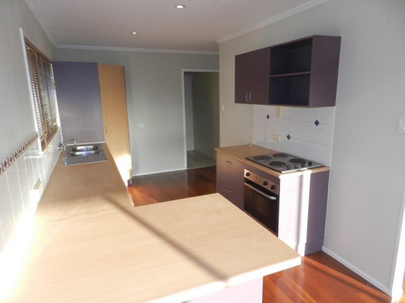 11 Berringar Lane, West Gladstone QLD 4680