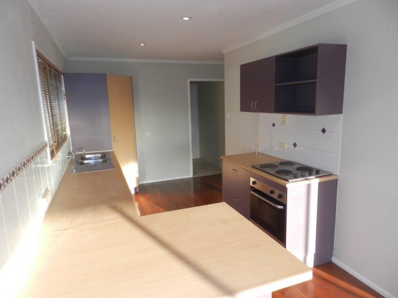 11 Berringar Lane, West Gladstone QLD 4680