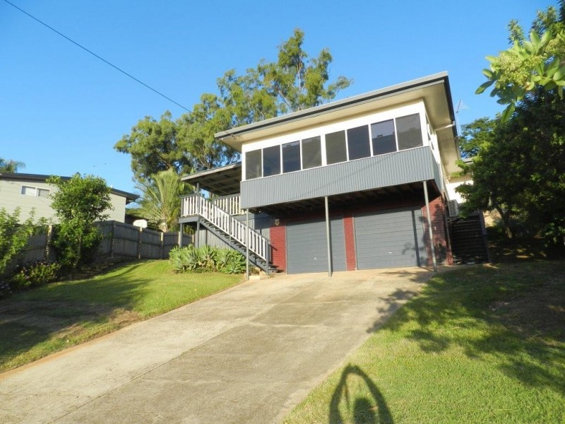 11 Berringar Lane, West Gladstone QLD 4680
